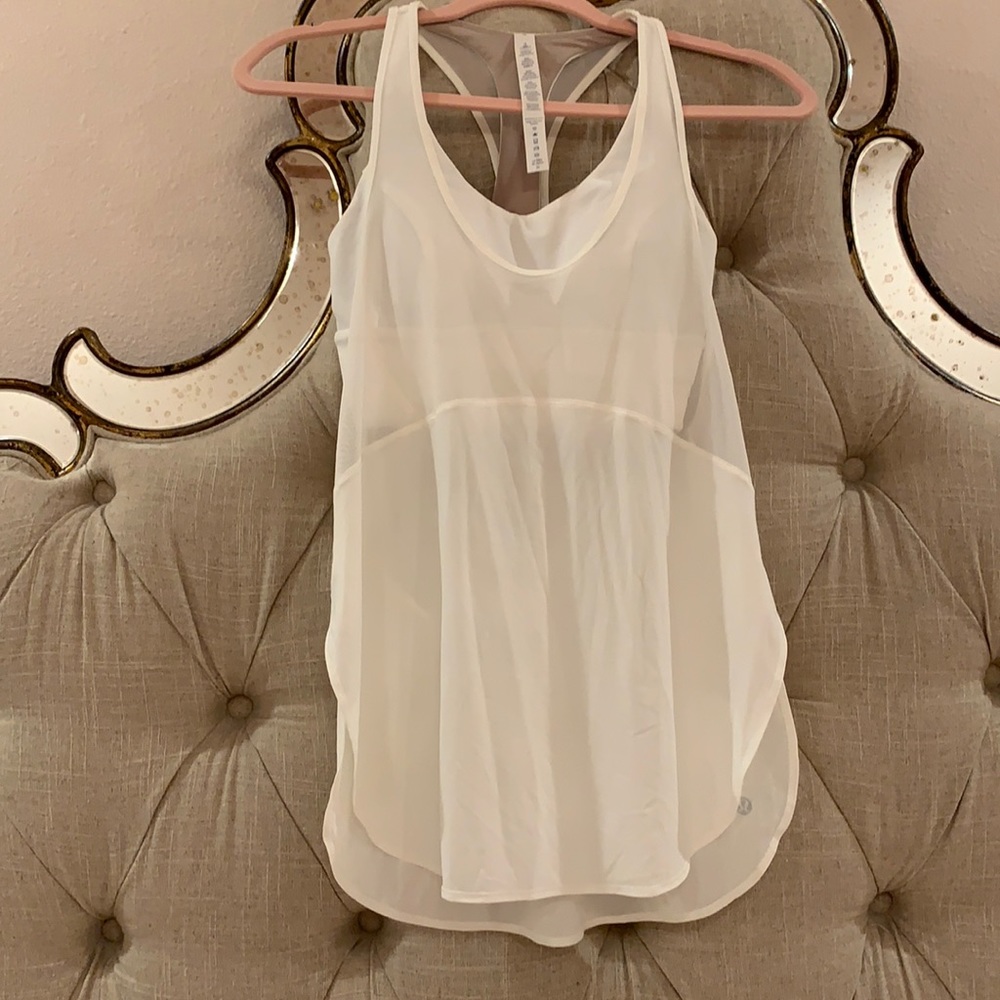 LULULEMON WHITE BRA AND TANK